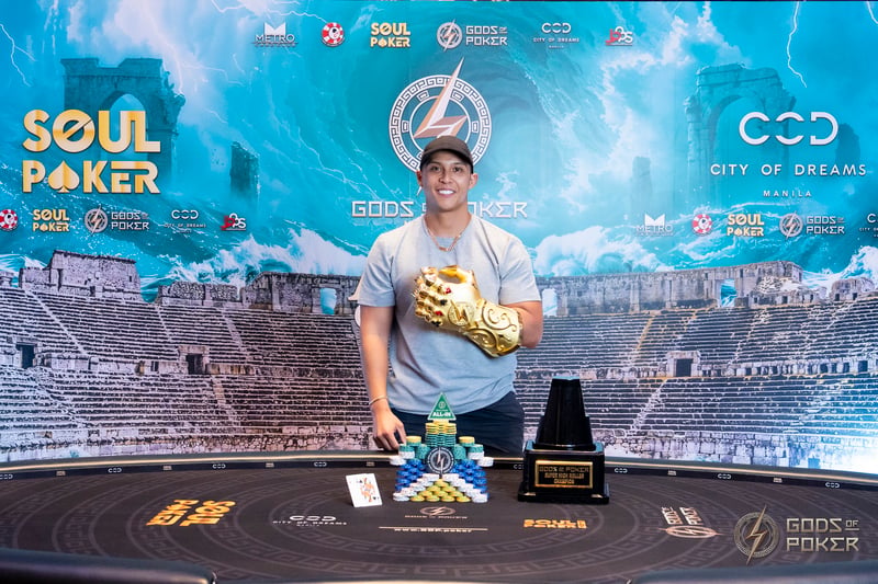 Champion - Emmanuel Junior Derecho