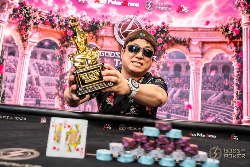 Champion - Tomoya Hasegawa